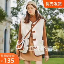 2020 winter New TW bear lamb cashmere loose leisure warm vest horse clip shoulder female TTJJ208902I