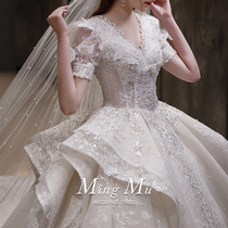 Fan-style main wedding dress 2022 new bridal lady small tug trailing v collar short sleeve heavy work extravagant senior sense big code