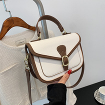 Pick Up Missed Shanghai Warehouse Grand God Recommended 2022 New Portable Korean Version Brief Fashion Single Shoulder Inclined Cross Pack