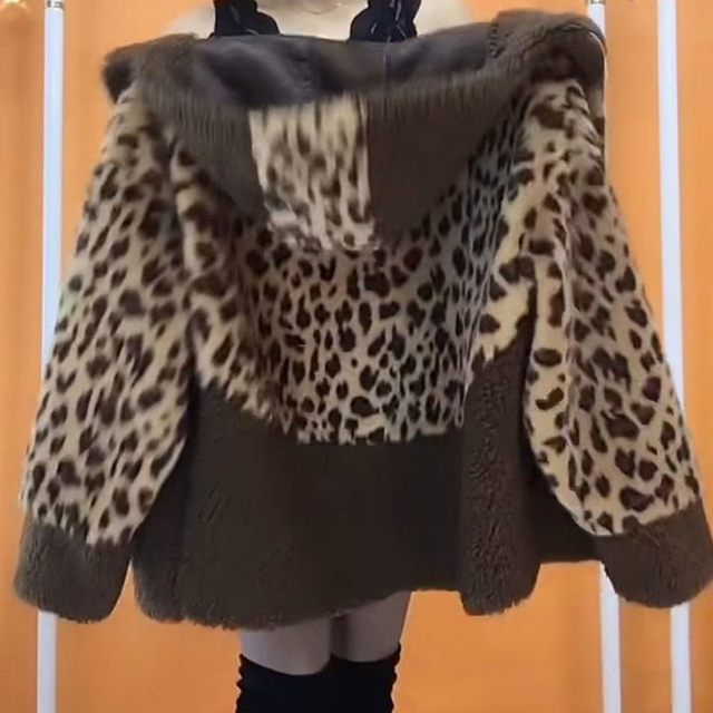 Thick imitation mink velvet leopard print coat for women, versatile autumn and winter casual Korean style fur one-piece loose lamb hair coat