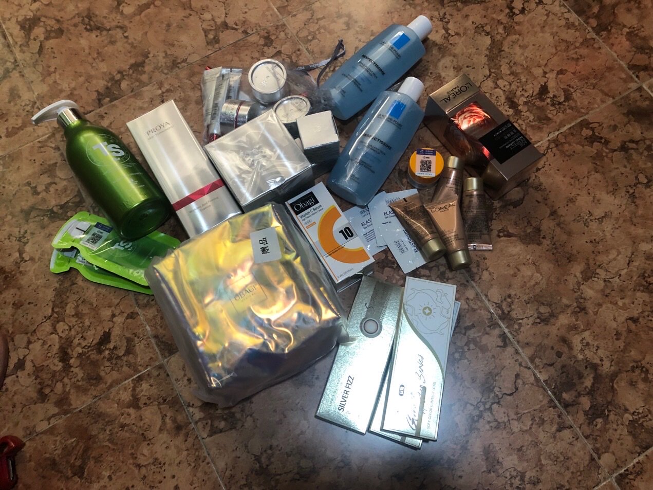 良心点评欧邦琪vc精华液态精华好不好呢？剖析怎么样？使用评测曝光