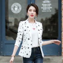 Small suit 2019 new female autumn and winter professional jacket casual Joker white collar overalls white long sleeve suit