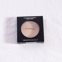 Spot MAC charm God ginger glossy powder double gleam brightening stereo polarized light