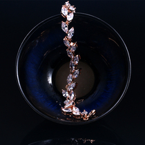 Zircon cold wind bracelet female ins personality niche design Korean simple high-end jewelry girlfriends birthday gift