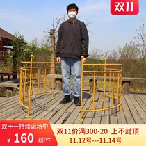 New hot sale wedding props curved iron fence road lead European wedding stage table arch decoration