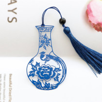 Rich lotus bottle Chinese ancient style hollow metal Forbidden City text creative bookmark Small fresh male and female students with gifts