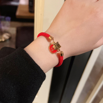 New Year's Lucky Cat Nafu Bracelet Female ins Minor Design Light Luxury Weaving Red Rope Girlfriend Handwear Birthday Gift
