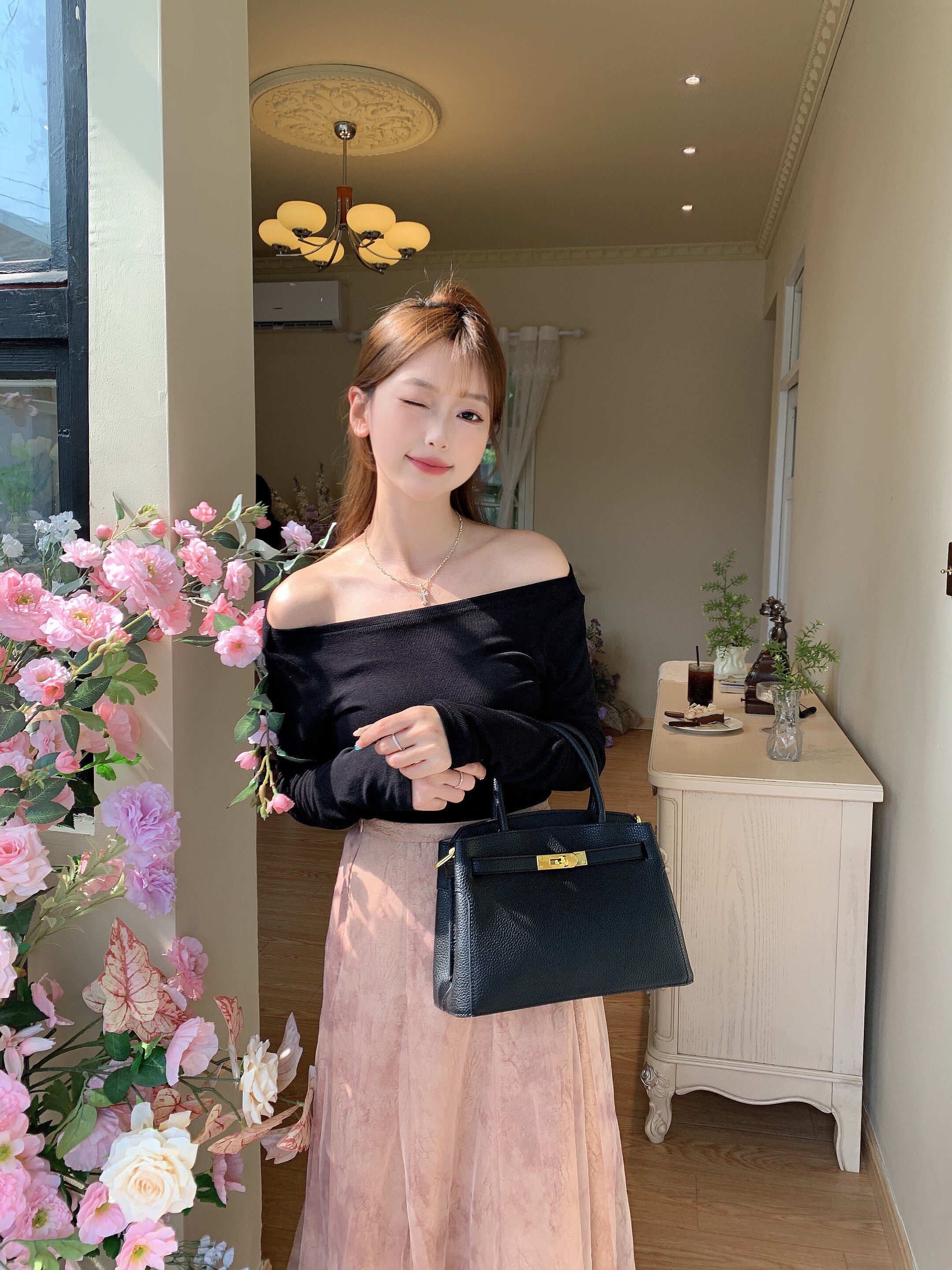 百丽鎏金岁月凯莉包 质感牛皮高级耐磨 大容量通勤 妈妈包婚包两用