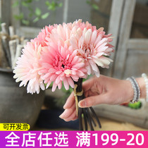 Simulation flower grooming bouquet African Chrysanthemum Flowers table Dining Room Table Counter Furnishing Nets Red Model Photo Shoots