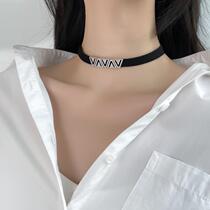 Chow Tai Fook Huanmei sterling silver choker choker female collar black neckband Net red sexy dark Japanese Korean three