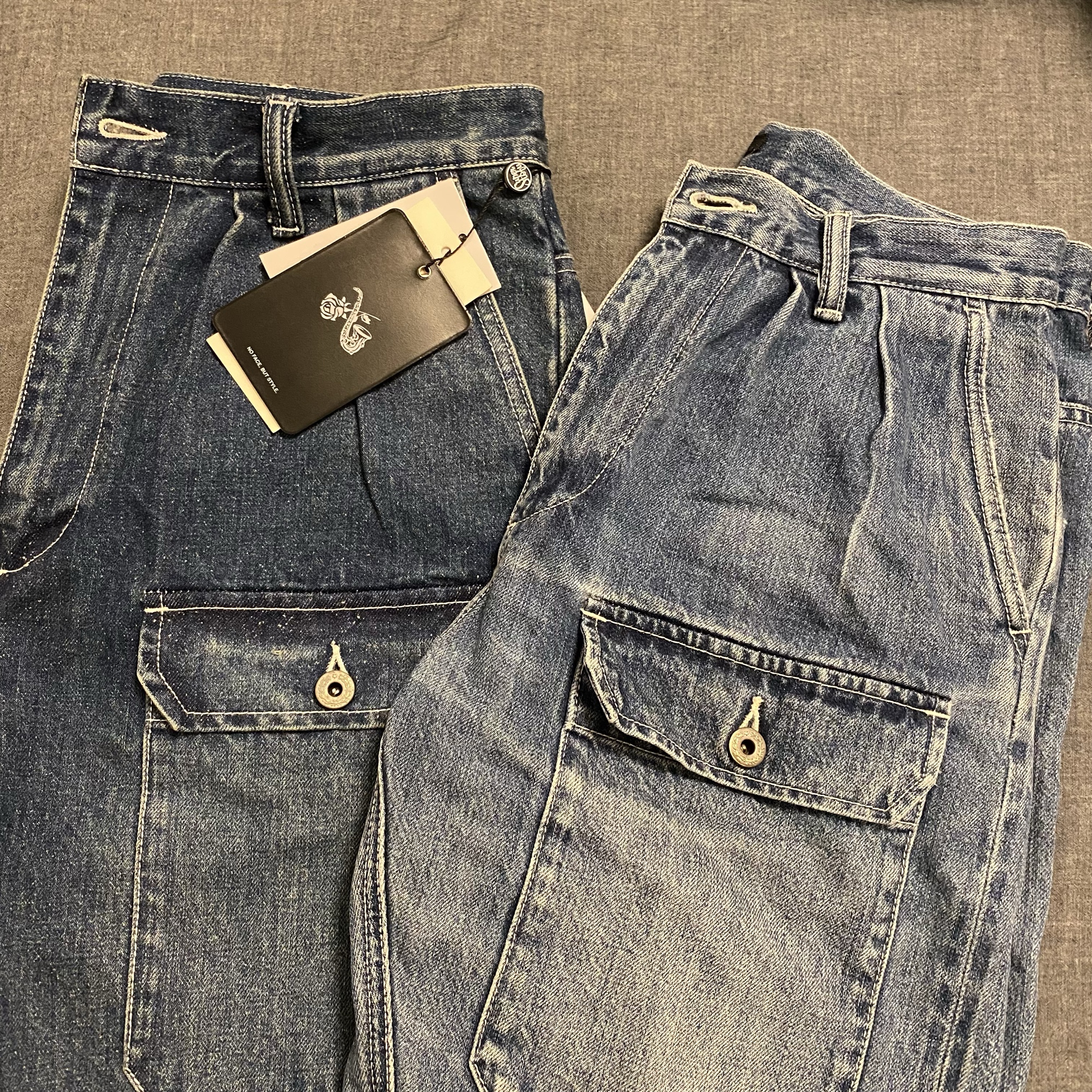 真实解析aj13红白复刻牛仔裤好用吗?怎么样呢?优缺点爆料测评