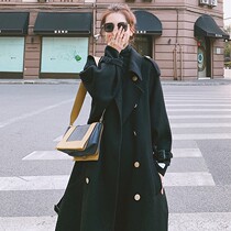 Sandro Moscoloni high - end atmospheric black hair clothes in the feminine temperament of long thickened clothes