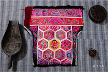 Jinxiu Cheng old embroidery strap handmade flat embroidery 45 * 49cm A- 177