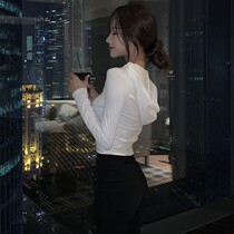 Design sense white hooded sweater v-neck short top cotton long-sleeved base shirt 2021 spring and autumn thin new models