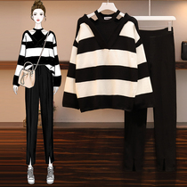  Big woman high-end large size womens clothing 2020 early autumn and winter new fat mm thin foreign style age reduction meat concealer two-piece suit