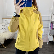 Jacket jacket womens tide brand spring and autumn three-in-one detachable 2021 new waterproof windbreaker mountaineering suit men