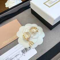 Miu New Alphabet M Pearl Earrings Miu Asymmetrical Earrings Sweet 100 Hitch Nails Gold And Silver Two Color Earrings