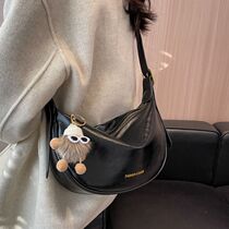 This year Pop Baubag Womens Autumn Winter 2023 new Advanced Sensation Texture small crowdsourced dumplings Commuter Single Shoulder Diagonal Satchel