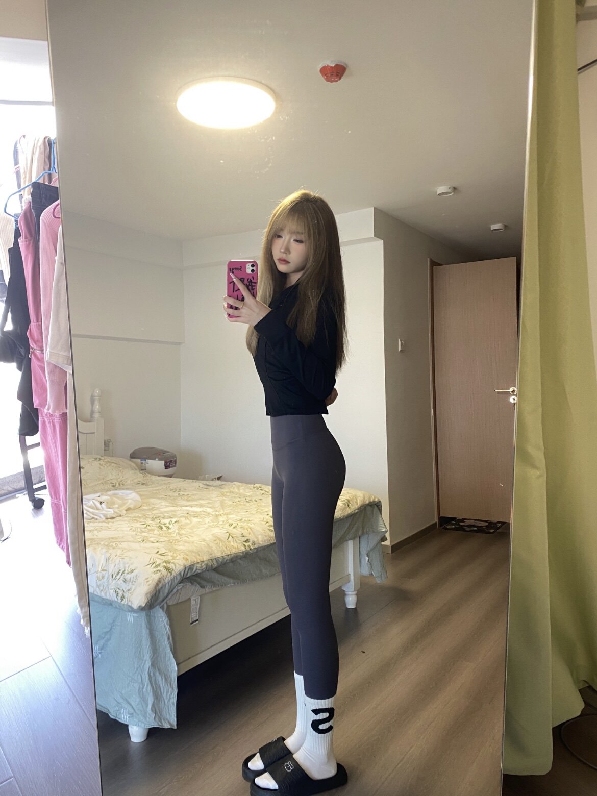 小野和子春季鲨鱼裤 薄款塑形收腹提臀 瑜伽外穿两相宜 高腰设计拉长比例