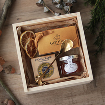 Hand gift wedding practical wedding female bridesmaid best man male return gift box practical high-end small gift wooden box