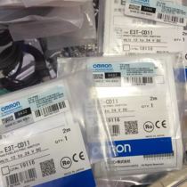 Original Omron OMRON cylindrical photoelectric switch E3T-CD11 E3T-CD13 in stock