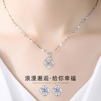 Four Leaf Grass S999 Pure Silver Earrings Earrings Necklace woman suit Sentie lock bone chain Three sets to send girlfriend