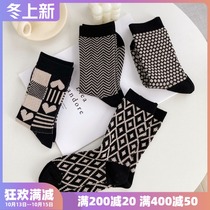 (Black and white design) quality double needle socks children Spring and Autumn black ns tide pile stockings