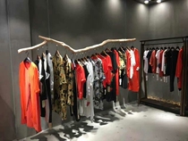 Clothing store hanging rod hanger Clothes bag pendant jewelry really dry branch Wooden crossbar decorative branch