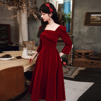 Toasting Bride 2021 New Spring and Autumn Winter Wine Wedding Dress Small Man Engagement Dress