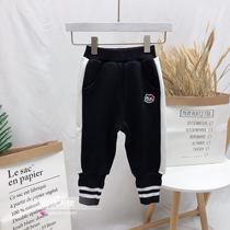 Korean small and medium-sized childrens clothing 20 winter new boys and girls baby stitching plus velvet Joker pants warm leg pants