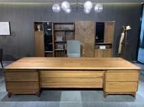 Guangdong Brands Hu Peach Wood Open Lacquer Big Bandae Solid Wood Office Desk Boss Desk Desk Desk desk