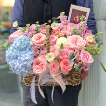 Mothers Day flower carnations hand flower basket rose flowers courier Beijing Guangzhou Shenzhen Chengdu Tongcheng Distribution
