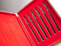 Weifang Red Wood Insert Silver Lacquered Ware Sandalwood China Knot Chopsticks Imitation Red Wood Spray Paint Box China Wind Featured Handicraft