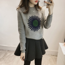 sandro Moscoloni is a loose and thin knitting sweater two pieces of a new suit for Spring and Autumn 2023