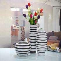 Jingdezhen handmade home modern European-style ceramic vase desktop living room decoration bridal room countertop decoration