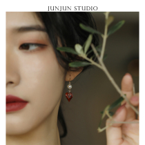 JUNJUN Retro Harbor Wind Home Crystal Wine Red Loving Earrings Sweet and Gentle Freshwater Pearl 14k Baugold