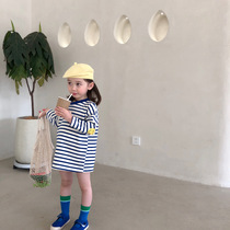  Girls  long-sleeved striped T-shirt Bottoming shirt 2021 spring childrens female baby Korean version of the middle and long smiley round neck skirt