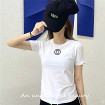 South Korean kimhekim new coin copper money logo printed body jacket short sleeve T-shirt female tide