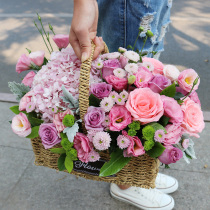 Dongguan mix and match rose sunflower portable flower basket flower delivery Guangzhou Shenzhen same city birthday housewarming flower shop