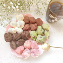 A small shop almond milk jujube trehalose almond milk jujube 5 kinds of taste no net red snacks