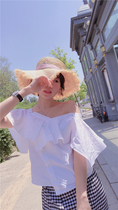 BORAKOO Koreas East Gate summer good ~ White V collar strapless irregular Lotus Leaf doll shirt
