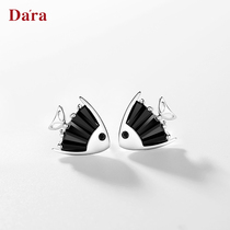 Della jewelry 925 silver needle small goldfish cute earrings female temperament versatile sleep without picking ear studs