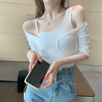 celine pianna2021 Summer new body of body white 50%-sleeve T-shirt woman dew lock bone vest suit