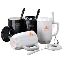 (Trial price 300 yuan) Crown mug with lid spoon Crown mug style Random