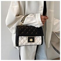 Hong Kong famous brand bag 2021 new high-class sense of foreign style Lingge chain portable wild one shoulder crossbody small square bag