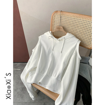 Xiao Xijia) Korean short solid color thin spring dress off-shoulder loose hooded sweater foreign jumper women