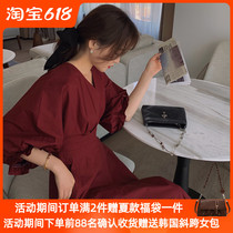 French First Love Sweet Beauty Tandem Dress Woman 2021 Summer new V neckline Herbenstyle Antique Red Bubble sleeves Long dress