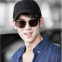 2020 new sunglasses square mens mirror ultra light sunglasses lady European and American fashion sunglasses ultralight