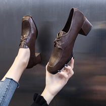 Small leather shoes female British style 2021 New Autumn Spring and Autumn Joker square head thick heel heels single shoes