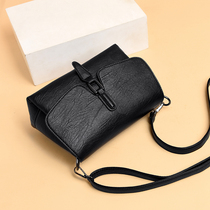 Bag spring and summer wild 2019 shoulder shoulder bag Joker texture middle-aged mother bag soft leather mother-in-law small bag